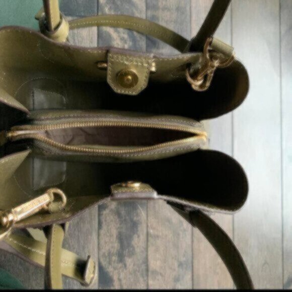 Michael Kors Mercer Bag - Picture 5 of 6